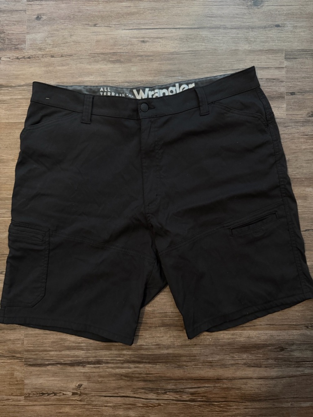 Wrangler Men’s Black Cargo Shorts - Casual Utility